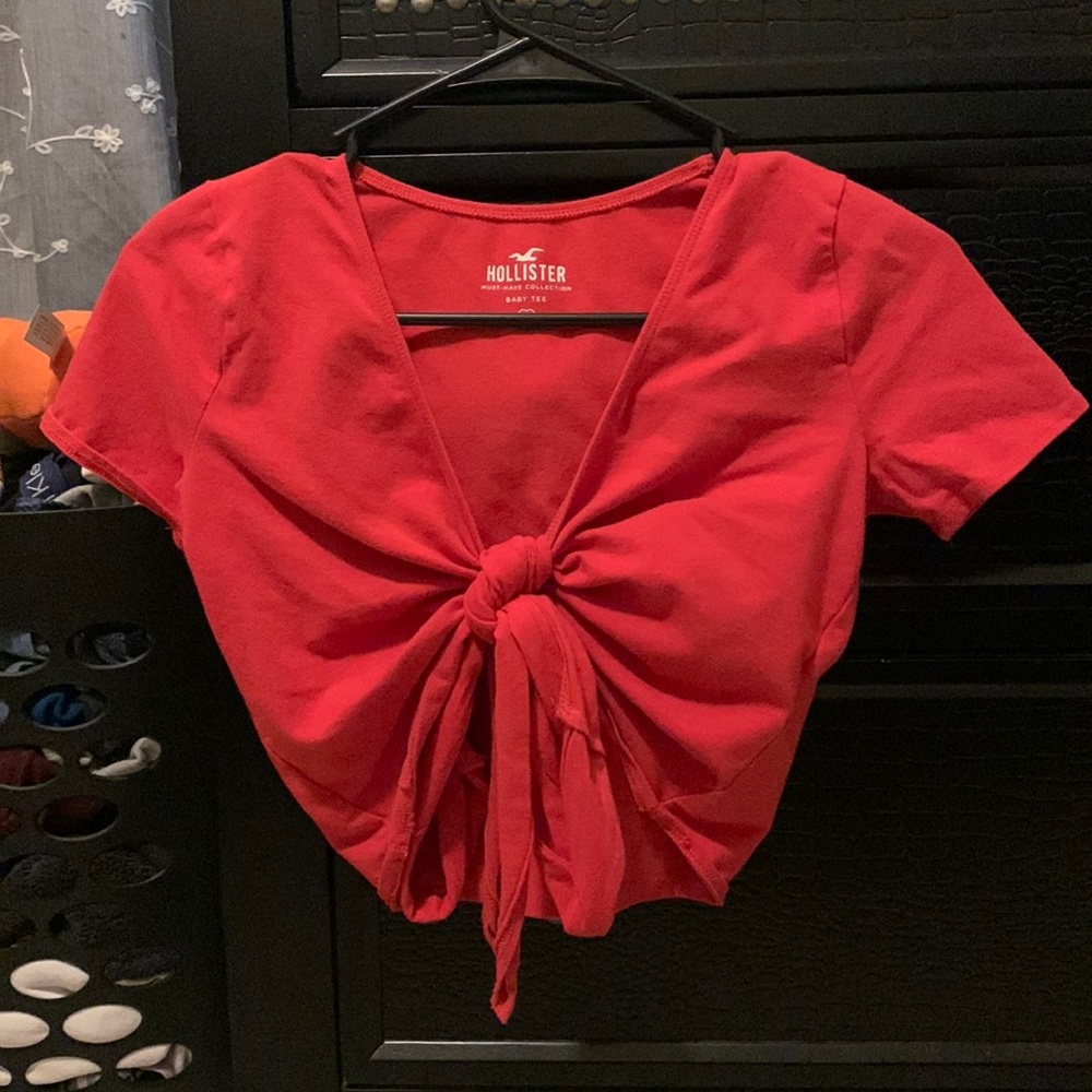 Hollister shirt